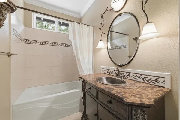$750,000 | 19035 Apple Valley Drive, Sonora, CA 95370