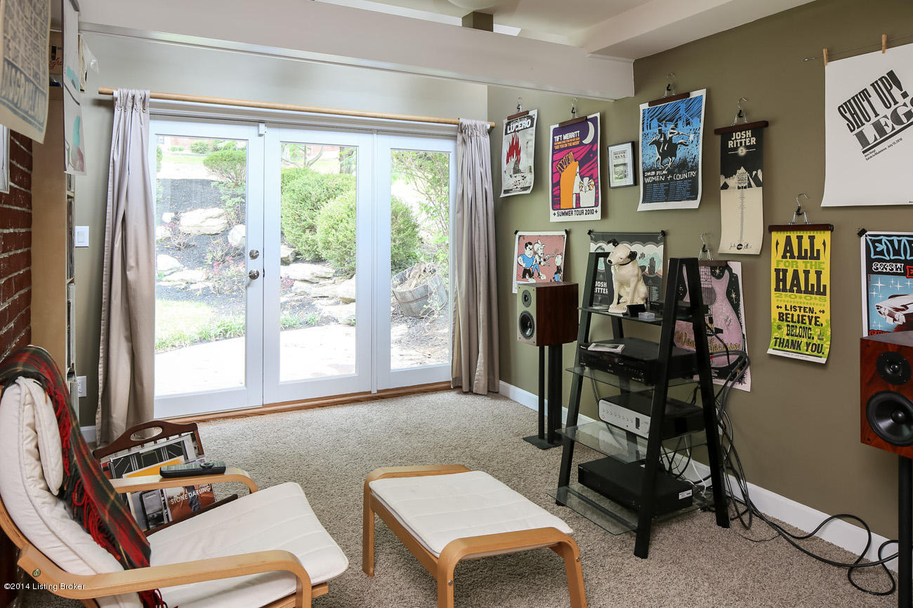 1734 Gresham Road Louisville, KY 40205 - Photo 18 of 35 Music room (1st floor bedroom)