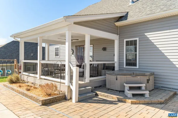 a view of house with outdoor seating space