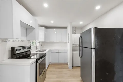 $950,000 | 2385 Southwest 17th Street, Miami, FL 33145