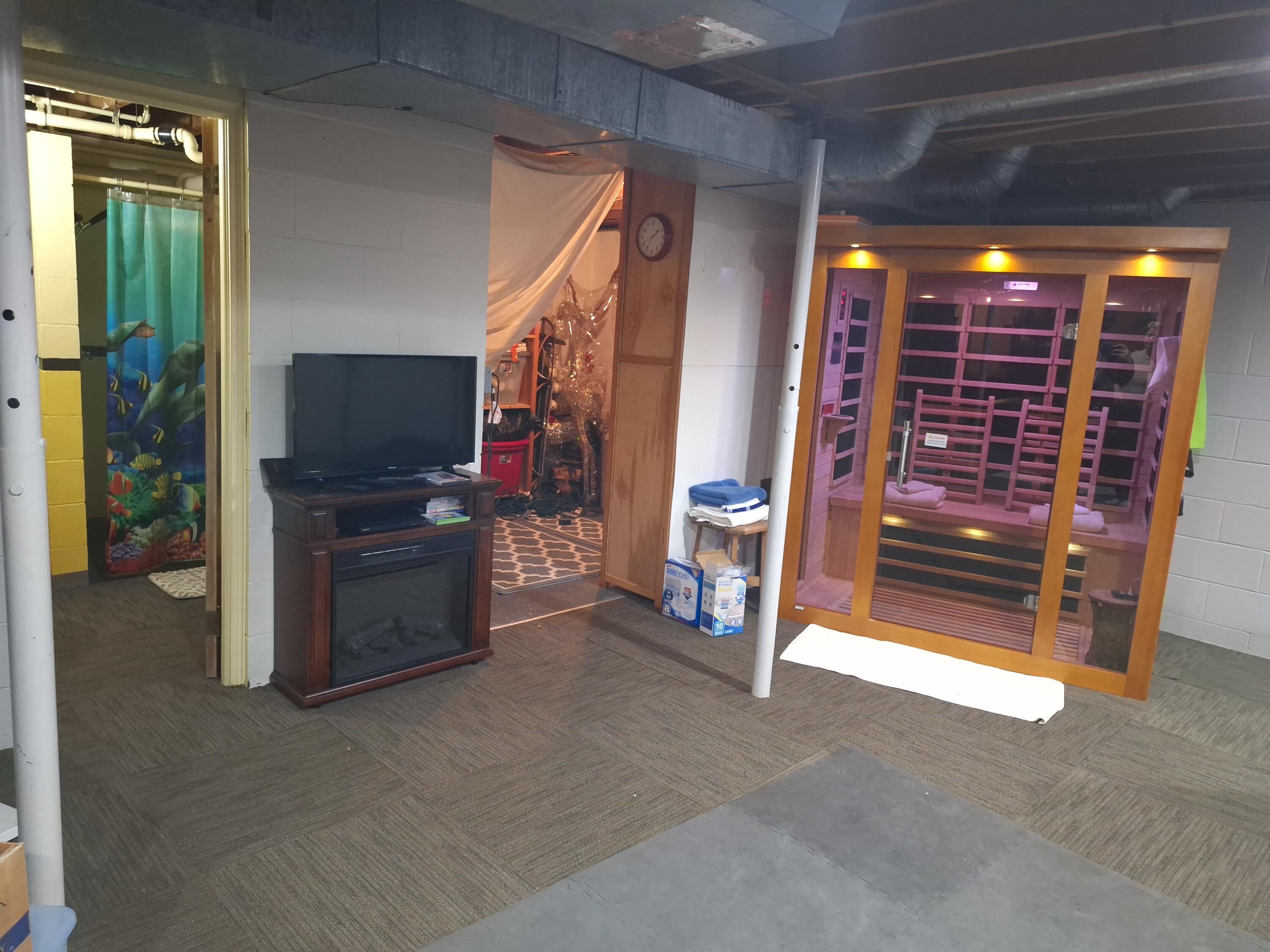 340 West Todd Avenue Reed City, MI 49677 - Photo 32 of 38 IMG_0057