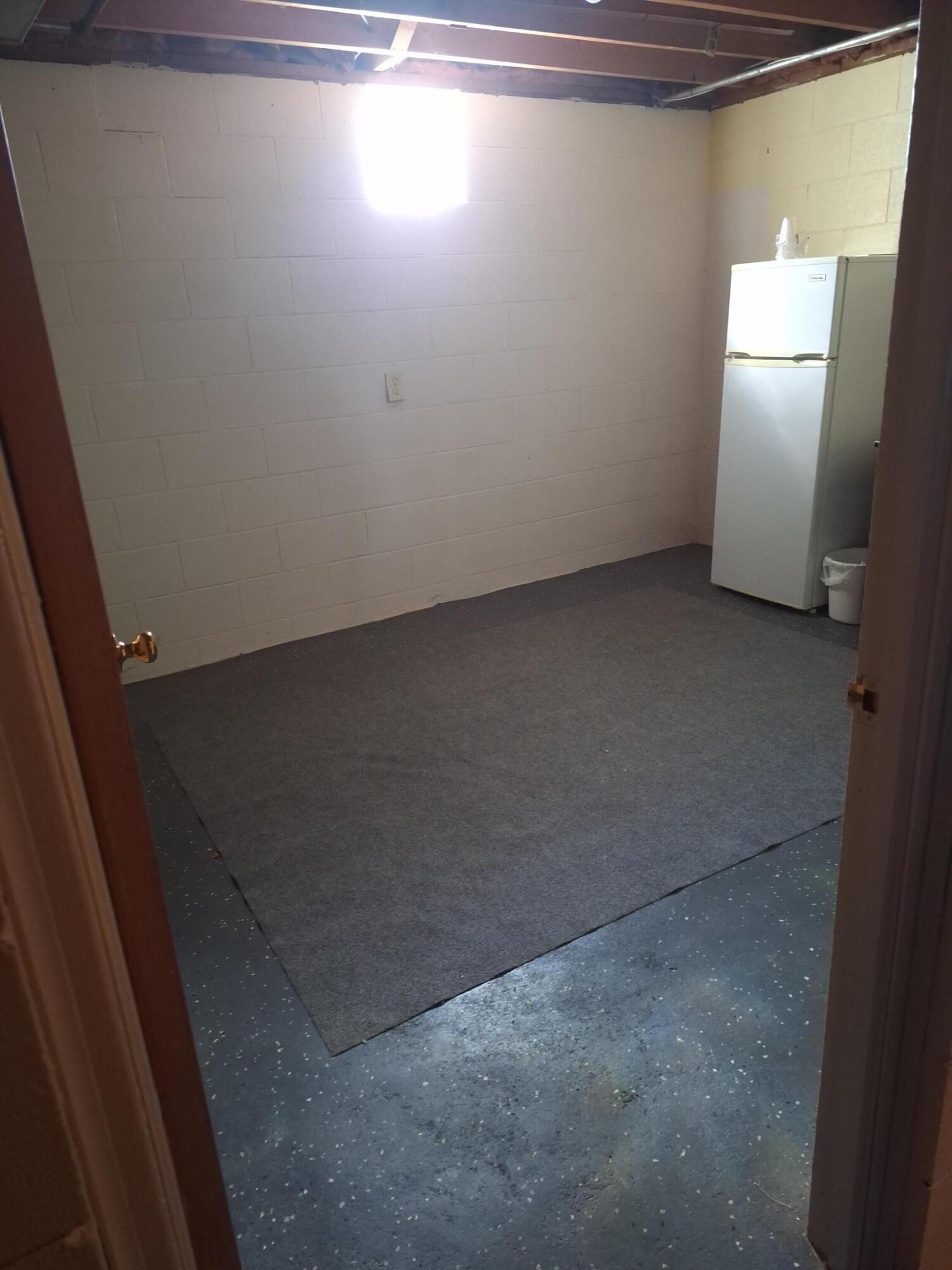 340 West Todd Avenue Reed City, MI 49677 - Photo 36 of 38 IMG_0062