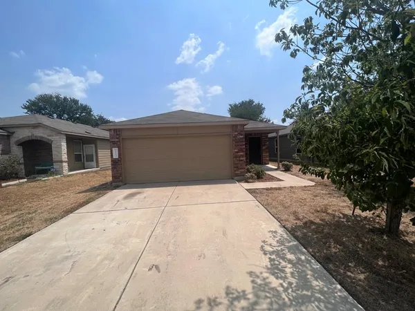 a house view with a outdoor space