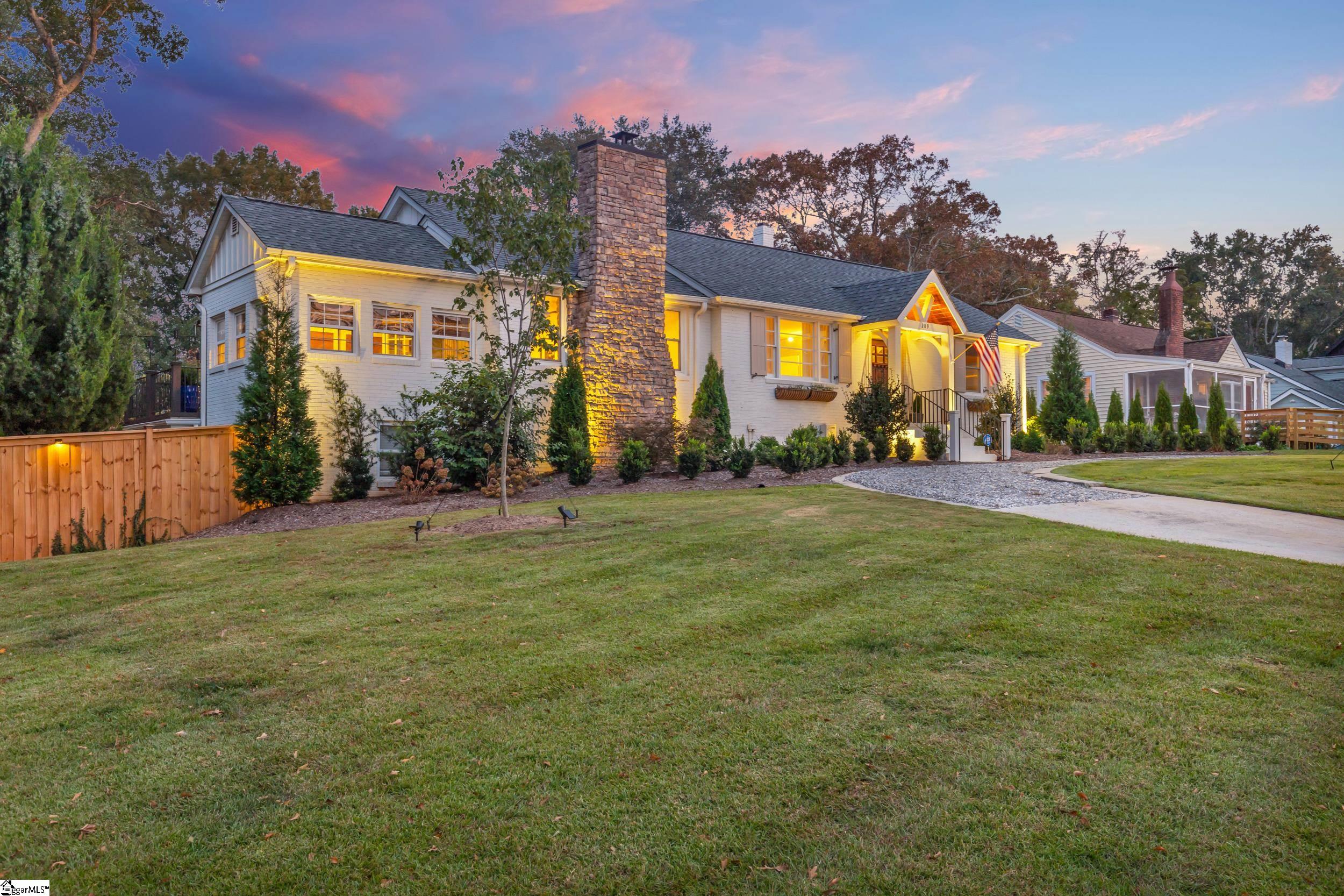 209 Rice Street Greenville, SC 29605 - Photo 3 of 47