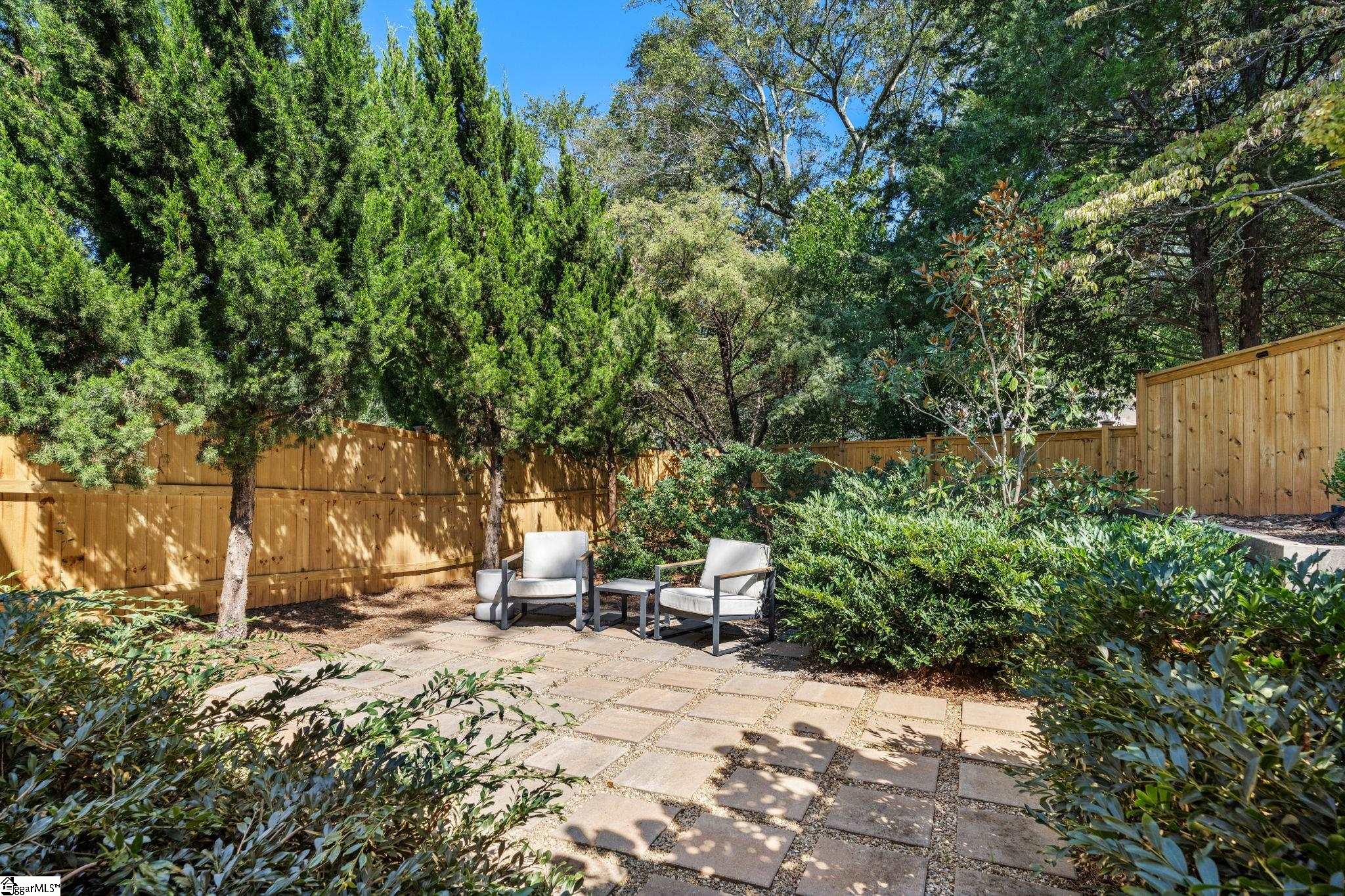 209 Rice Street Greenville, SC 29605 - Photo 31 of 47