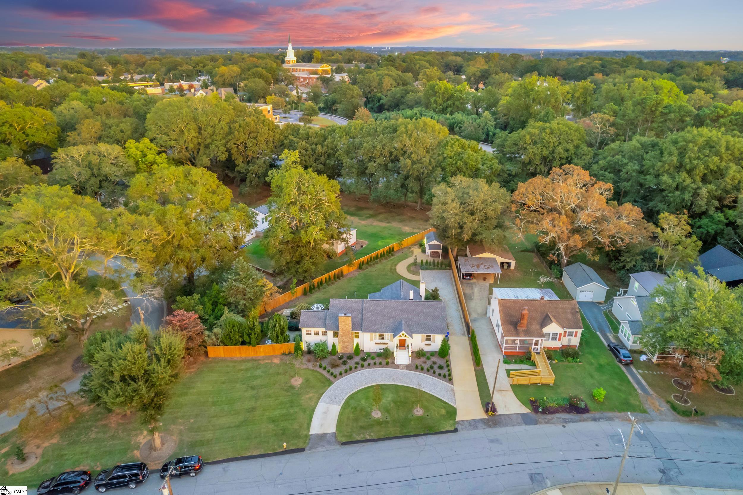 209 Rice Street Greenville, SC 29605 - Photo 44 of 47