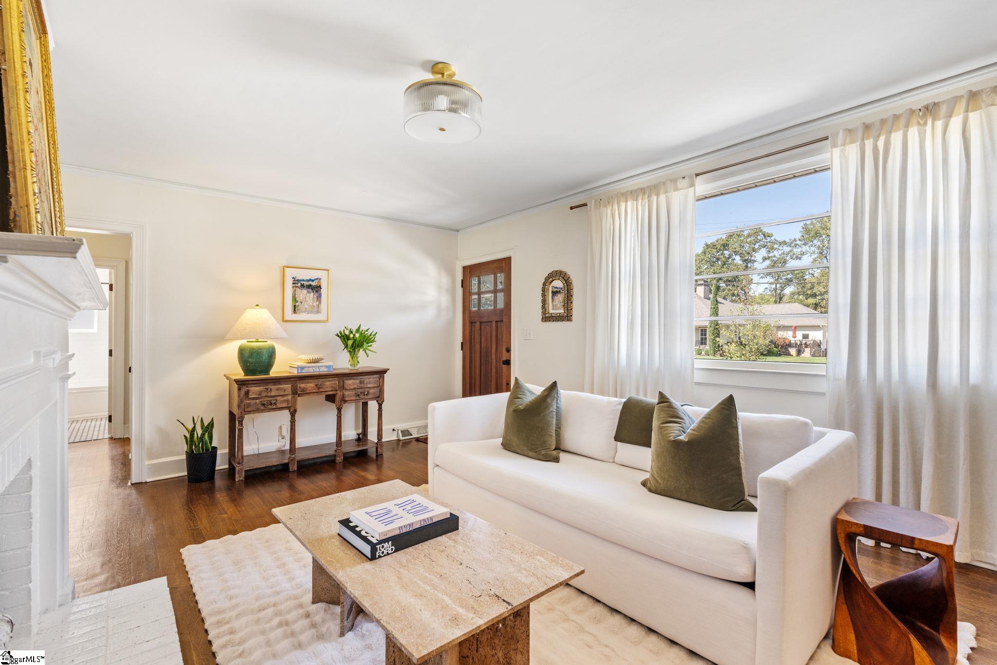 209 Rice Street Greenville, SC 29605 - Photo 10 of 47