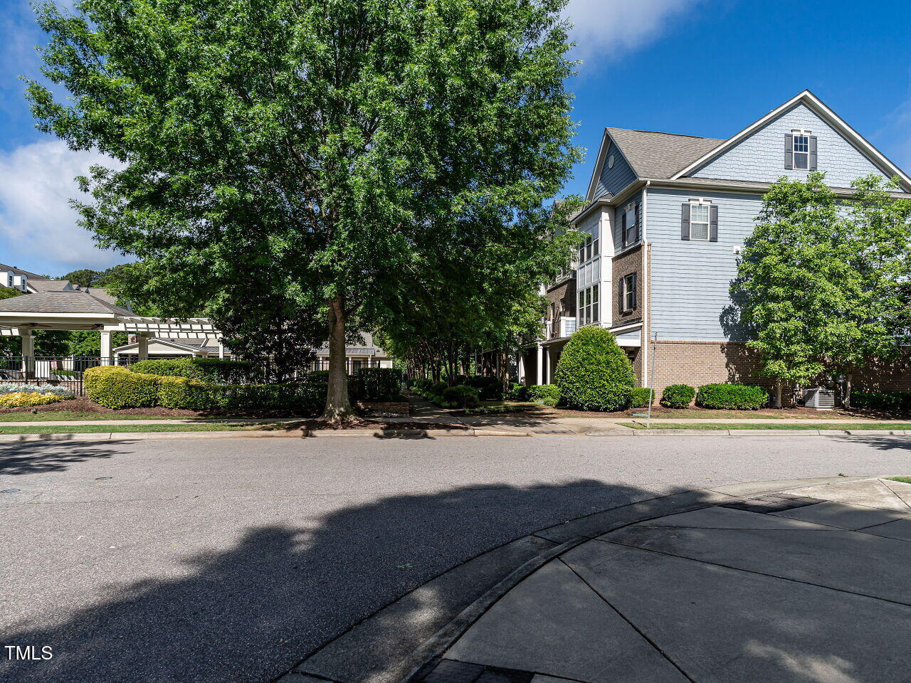 1314 Cornell Place Raleigh, NC 27607 - Photo 30 of 33 Exterior