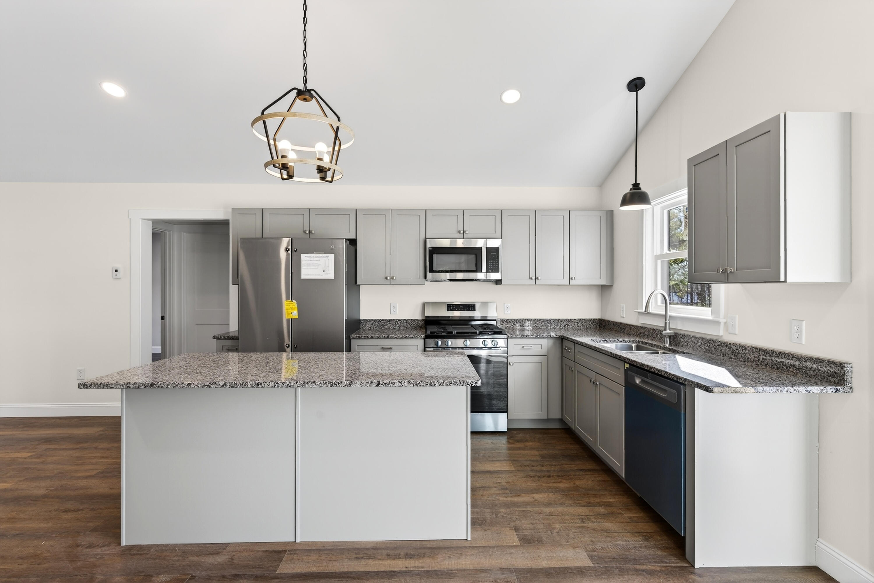 31 Powhatan Road Otisfield, ME 04270 - Photo 14 of 43 Kitchen