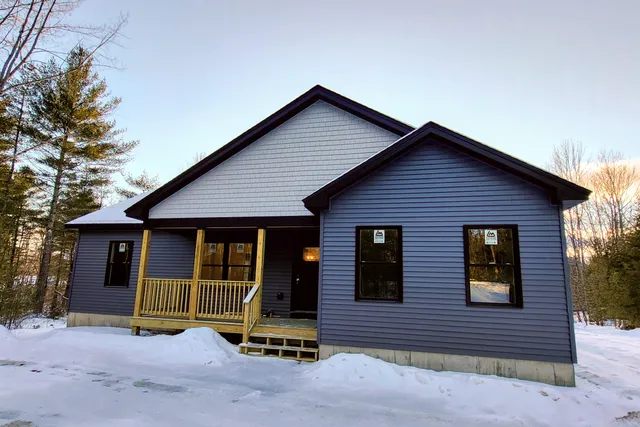 $475,000 | 31 Powhatan Road, Otisfield, ME 04270