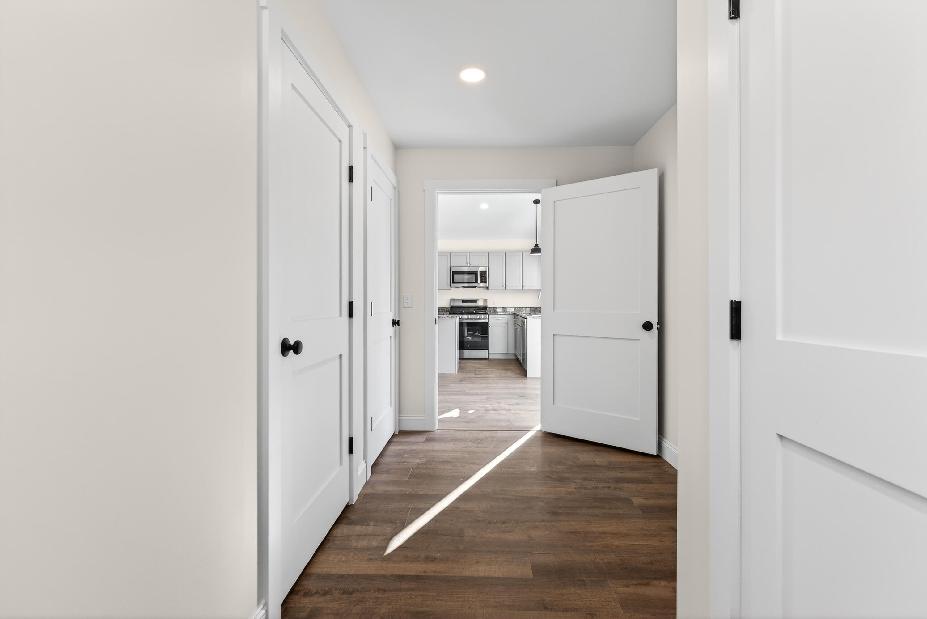 31 Powhatan Road Otisfield, ME 04270 - Photo 39 of 43 Entry way