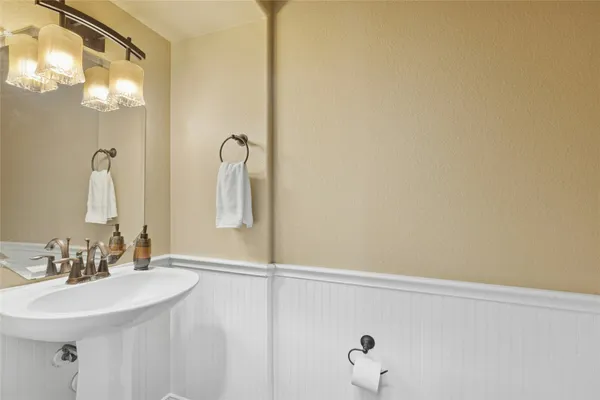 $970,000 | 1912 Antone Street, Austin, TX 78723