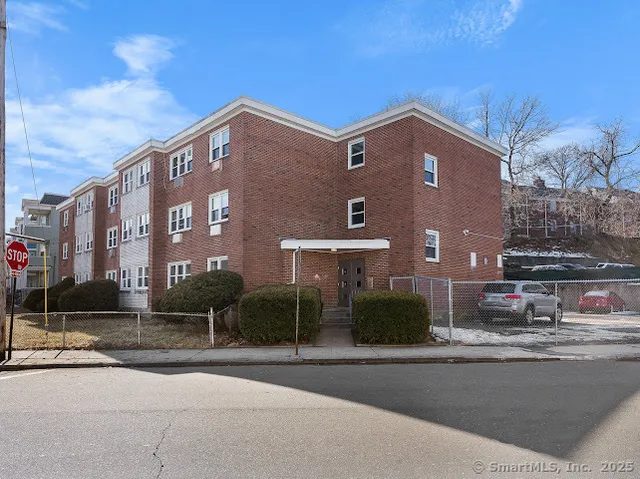 $3,195,000 | 191 Oak Street, Bridgeport, CT 06604