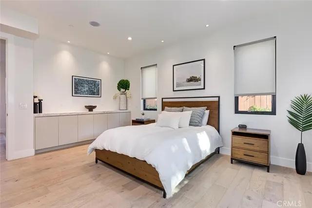 $3,199,000 | 622 1st Place, Hermosa Beach, CA 90254