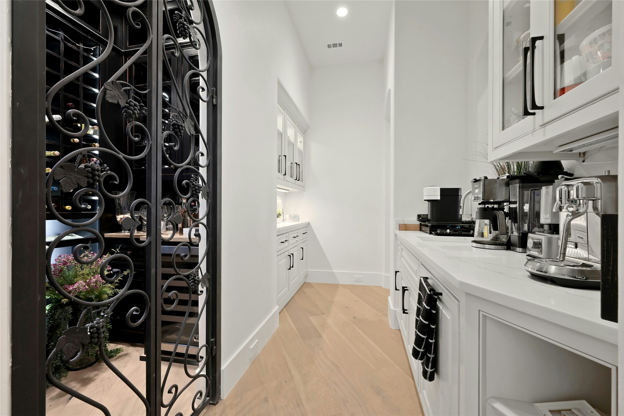 16012 Canard Circle Austin, TX 78734 - Photo 11 of 37