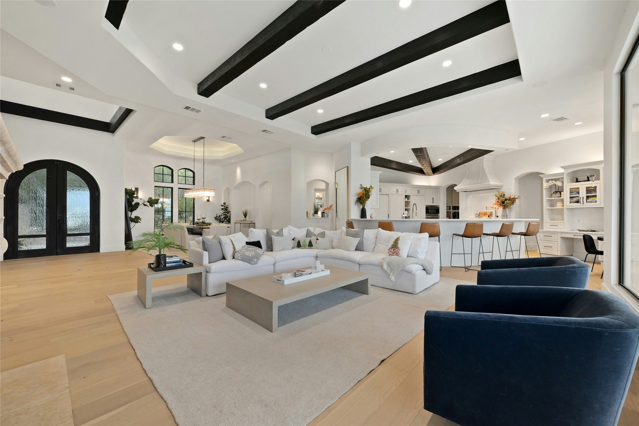 16012 Canard Circle Austin, TX 78734 - Photo 5 of 37