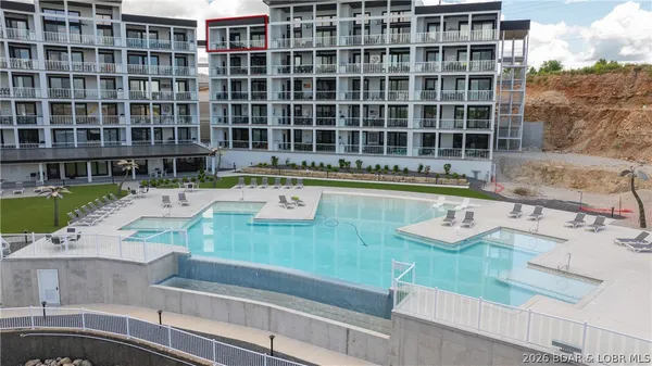 $775,000 | 1035 Topsider Lane, Unit 516, Osage Beach, MO 65065