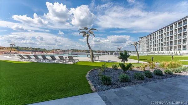 $775,000 | 1035 Topsider Lane, Unit 516, Osage Beach, MO 65065