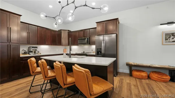 $775,000 | 1035 Topsider Lane, Unit 516, Osage Beach, MO 65065