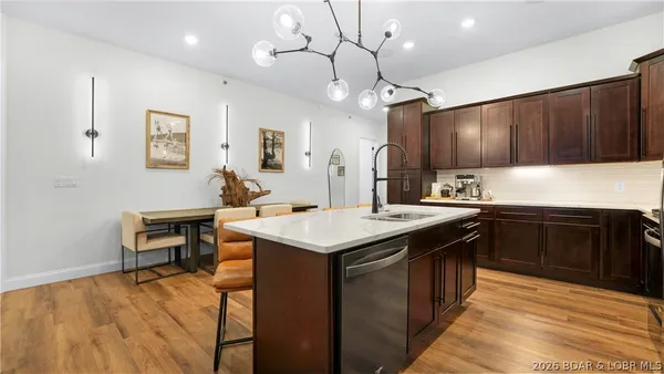 $775,000 | 1035 Topsider Lane, Unit 516, Osage Beach, MO 65065
