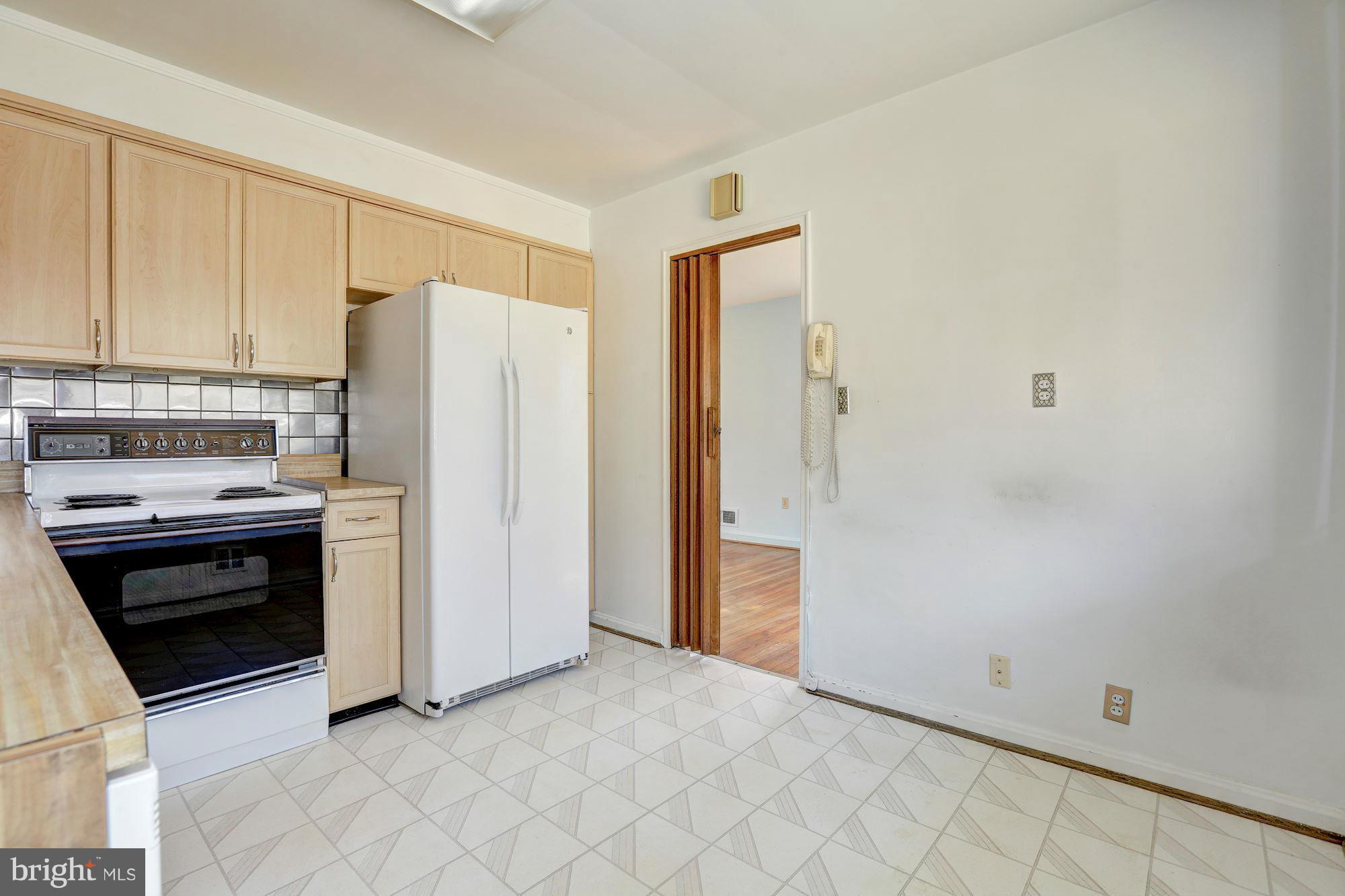 8600 Sundale Drive Silver Spring, MD 20910 - Photo 11 of 28 Kitchen