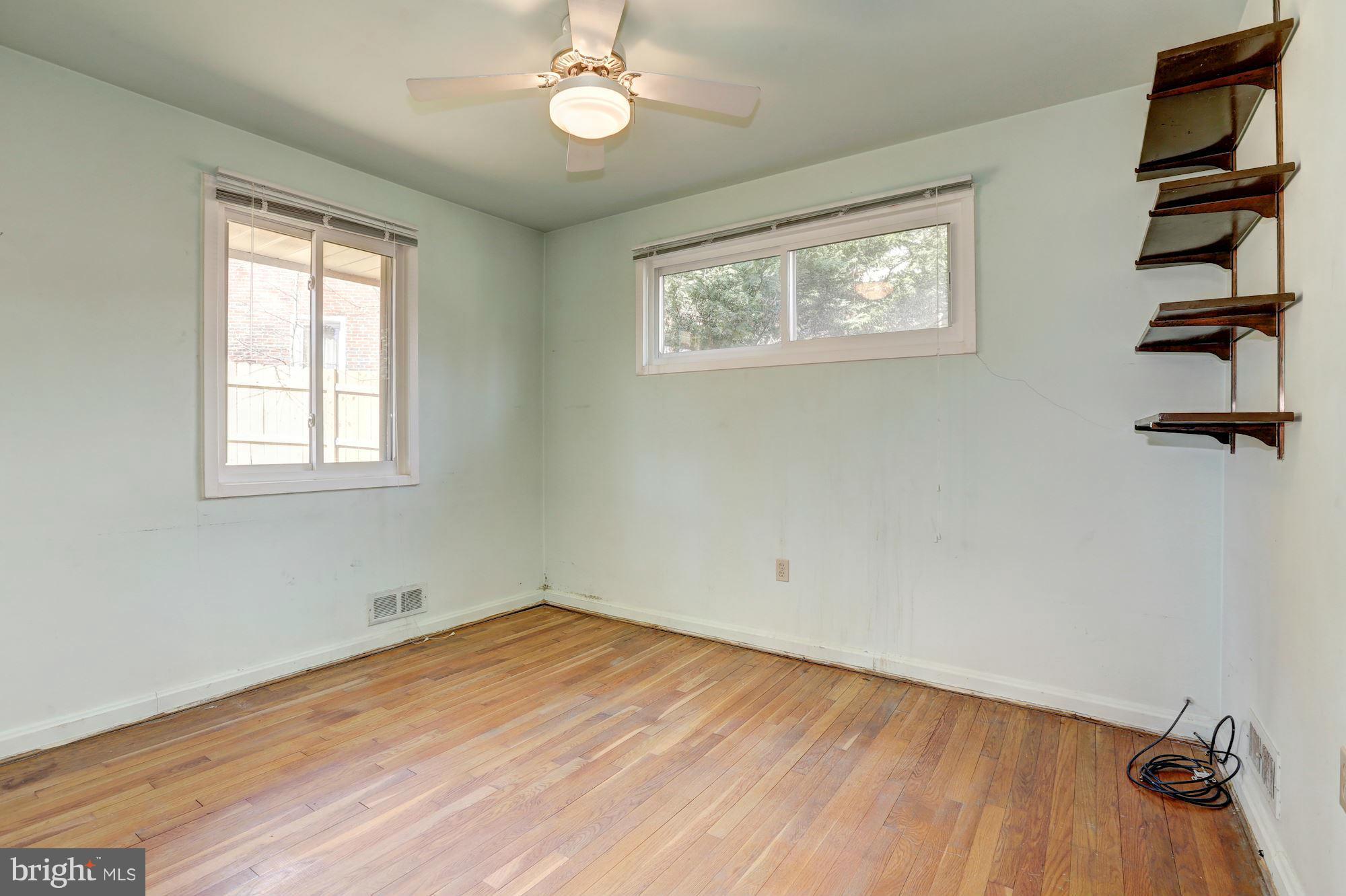 8600 Sundale Drive Silver Spring, MD 20910 - Photo 14 of 28 Bedroom