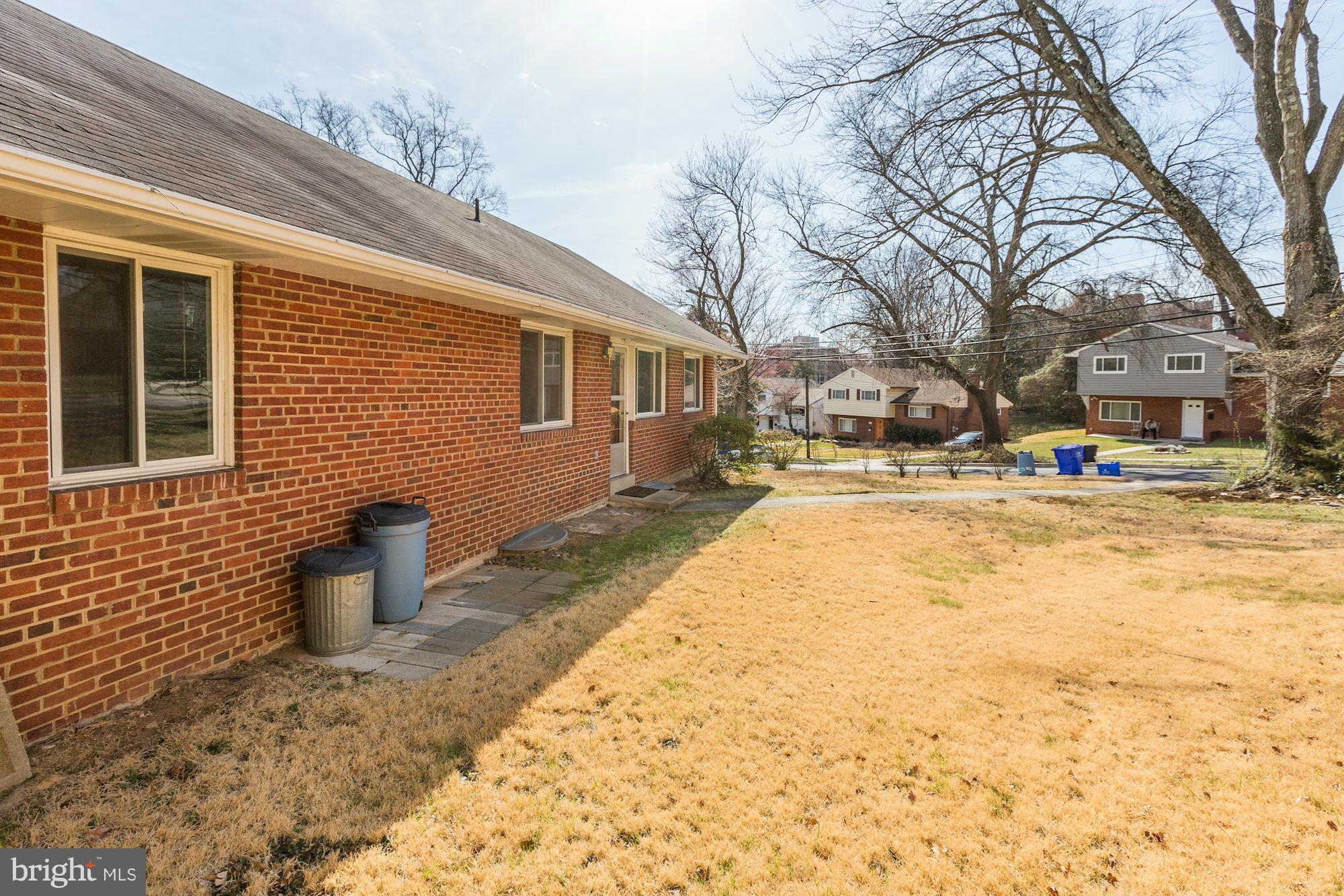 8600 Sundale Drive Silver Spring, MD 20910 - Photo 27 of 28 Exterior (Rear)