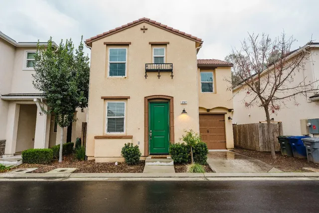 $380,000 | 3762 Savant Lane, Clovis, CA 93619