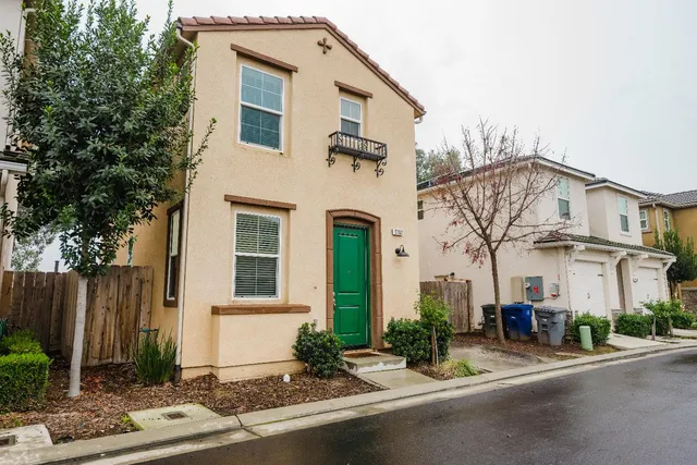 $380,000 | 3762 Savant Lane, Clovis, CA 93619
