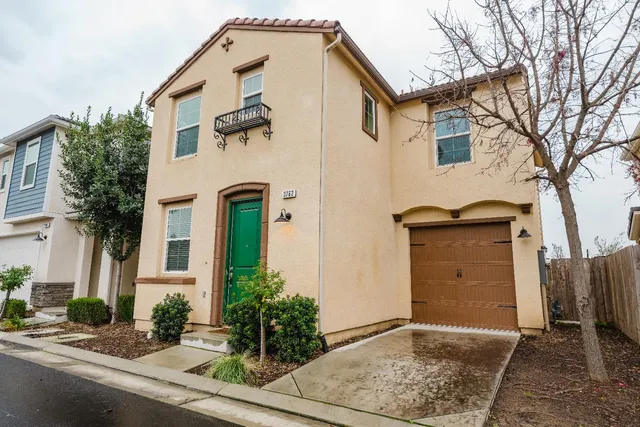 $380,000 | 3762 Savant Lane, Clovis, CA 93619