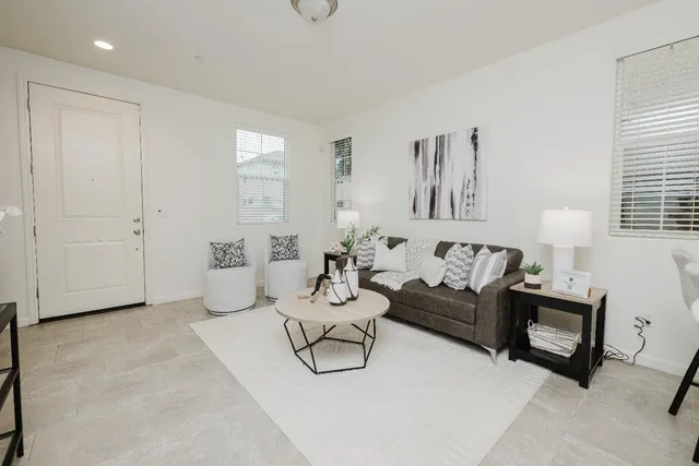 $380,000 | 3762 Savant Lane, Clovis, CA 93619