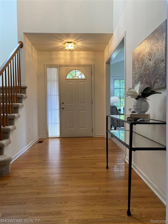 1190 Bluebird Drive Rochester Hills, MI 48307 - Photo 6 of 31