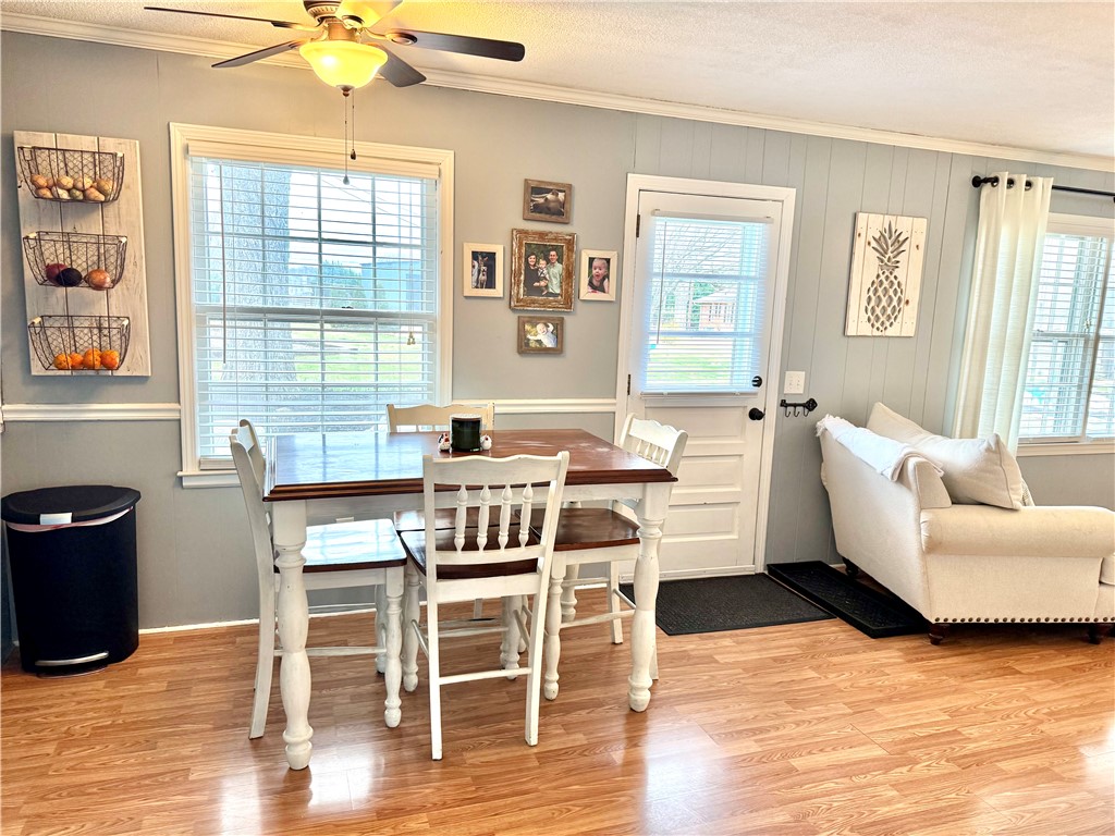 104 Lark Lane Anderson, SC 29625 - Photo 14 of 49 The breakfast area is open to the kitchen and den.