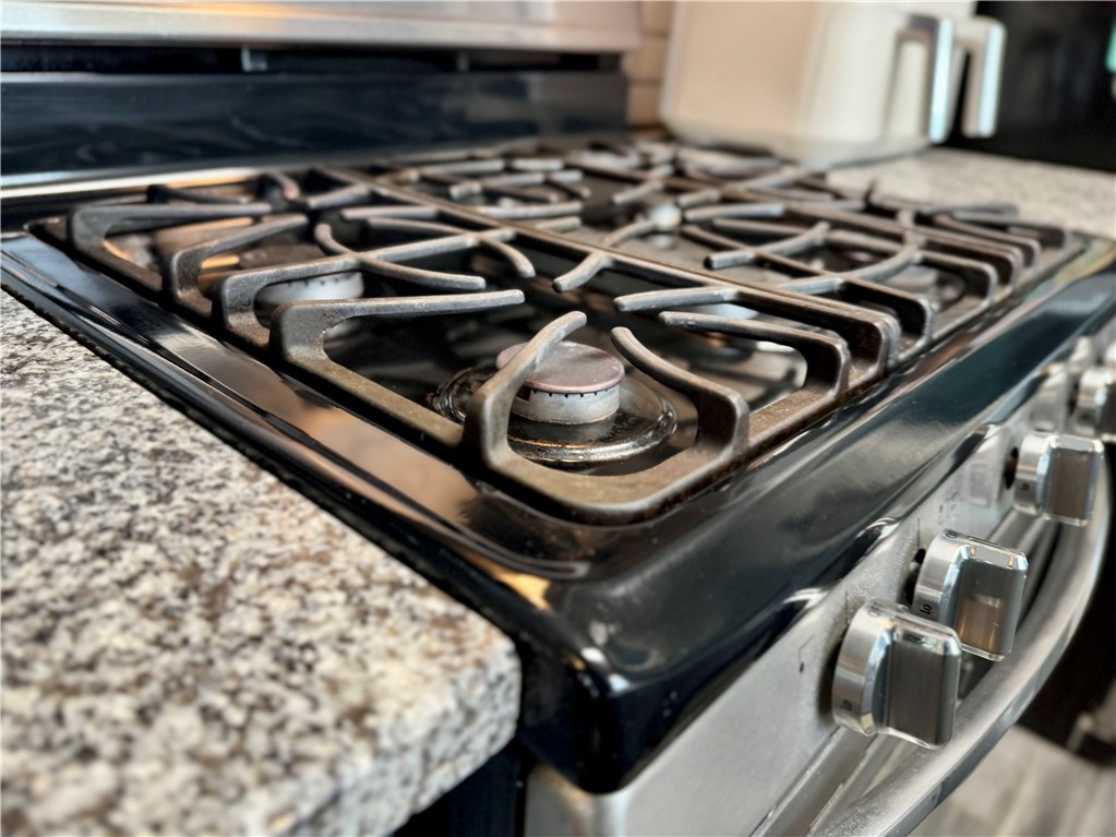 104 Lark Lane Anderson, SC 29625 - Photo 19 of 49 This modern kitchen features a gas range, perfect for culinary enthusiasts.