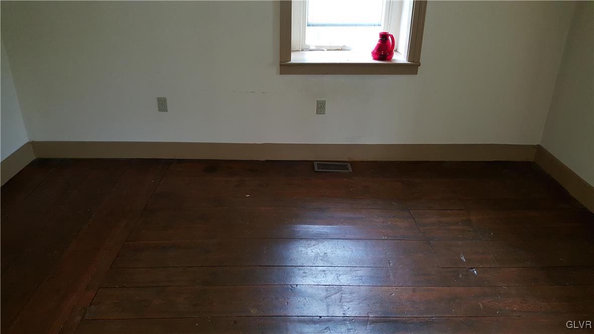 3744 Church View Road Zionsville, PA 18092 - Photo 15 of 39 Gallery Image 15