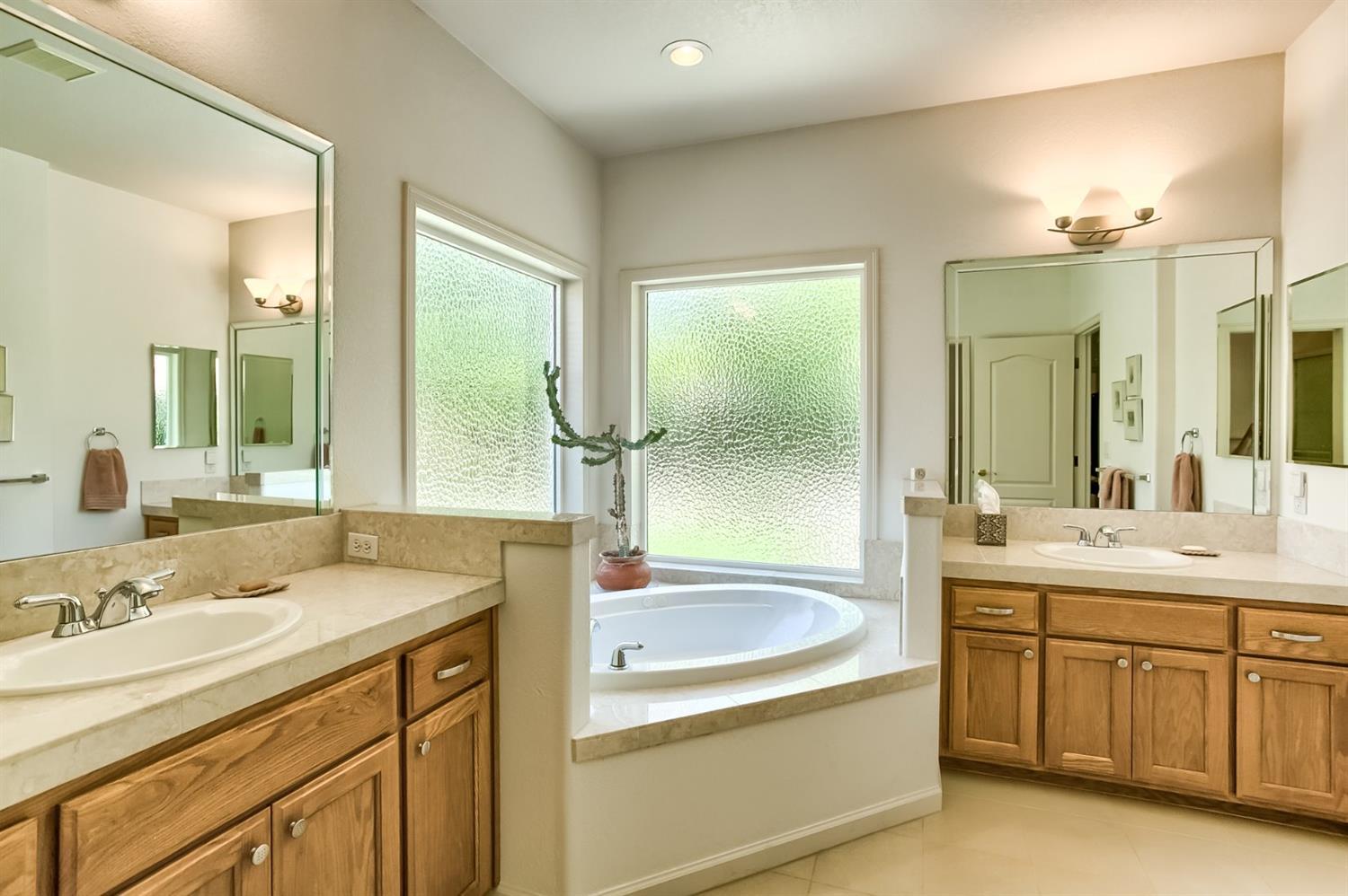 672 Ridgeway Avenue Central Point, OR 97502 - Photo 18 of 35 Additional Photo