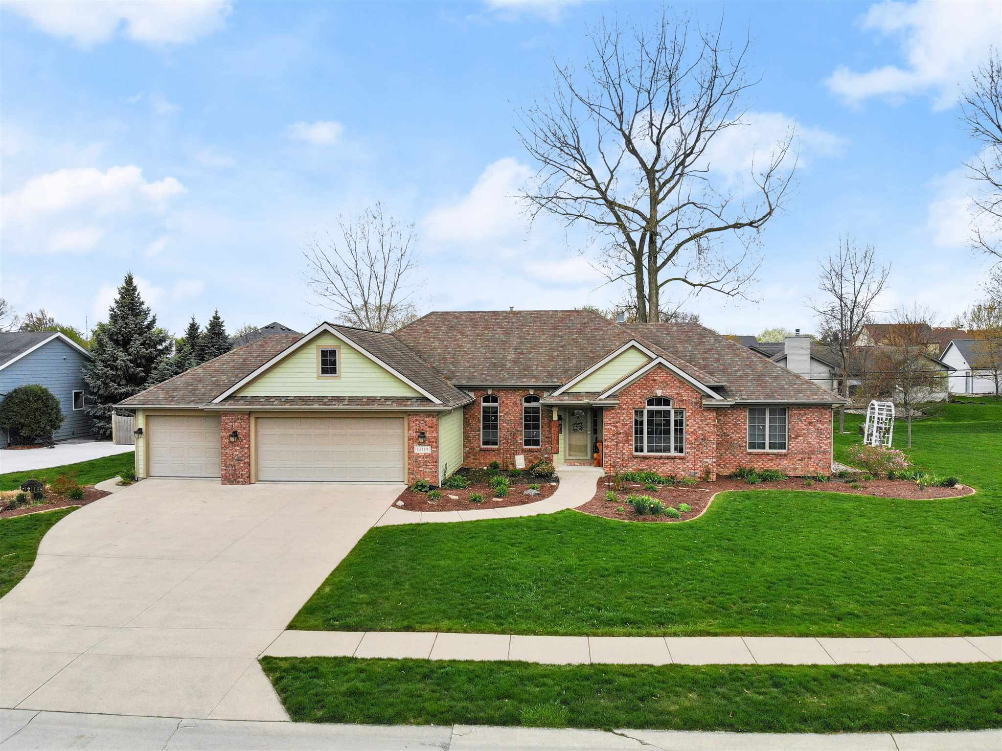 12119 Burning Tree Road Fort Wayne, IN 46845 - Photo 1 of 36 Gallery Image 1