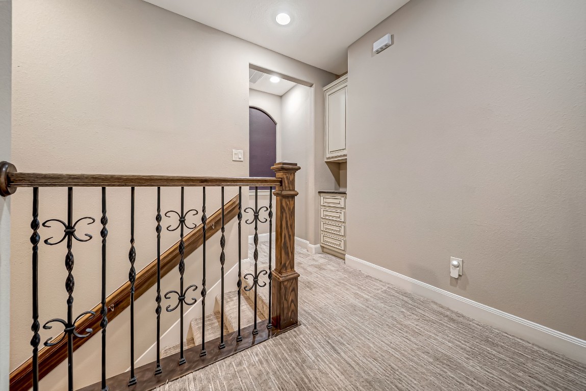 94 Herons Flight Place Spring, TX 77389 - Photo 12 of 33 Upstairs