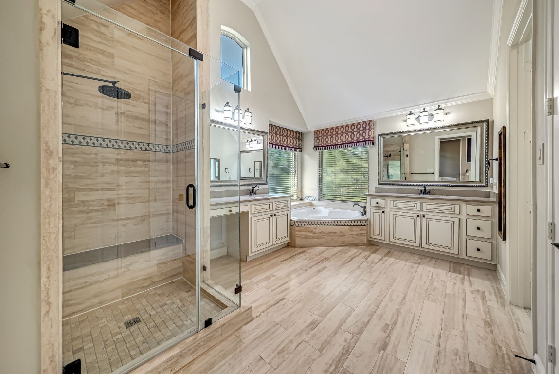 94 Herons Flight Place Spring, TX 77389 - Photo 28 of 33 Master bath