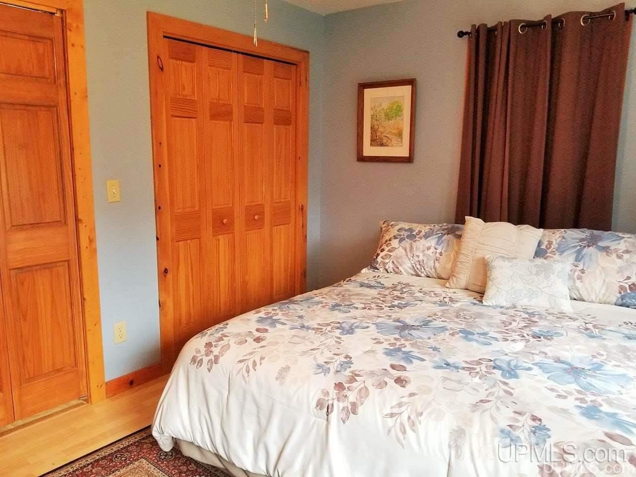 789 East Gulliver Lake Road Gulliver, MI 49840 - Photo 19 of 38