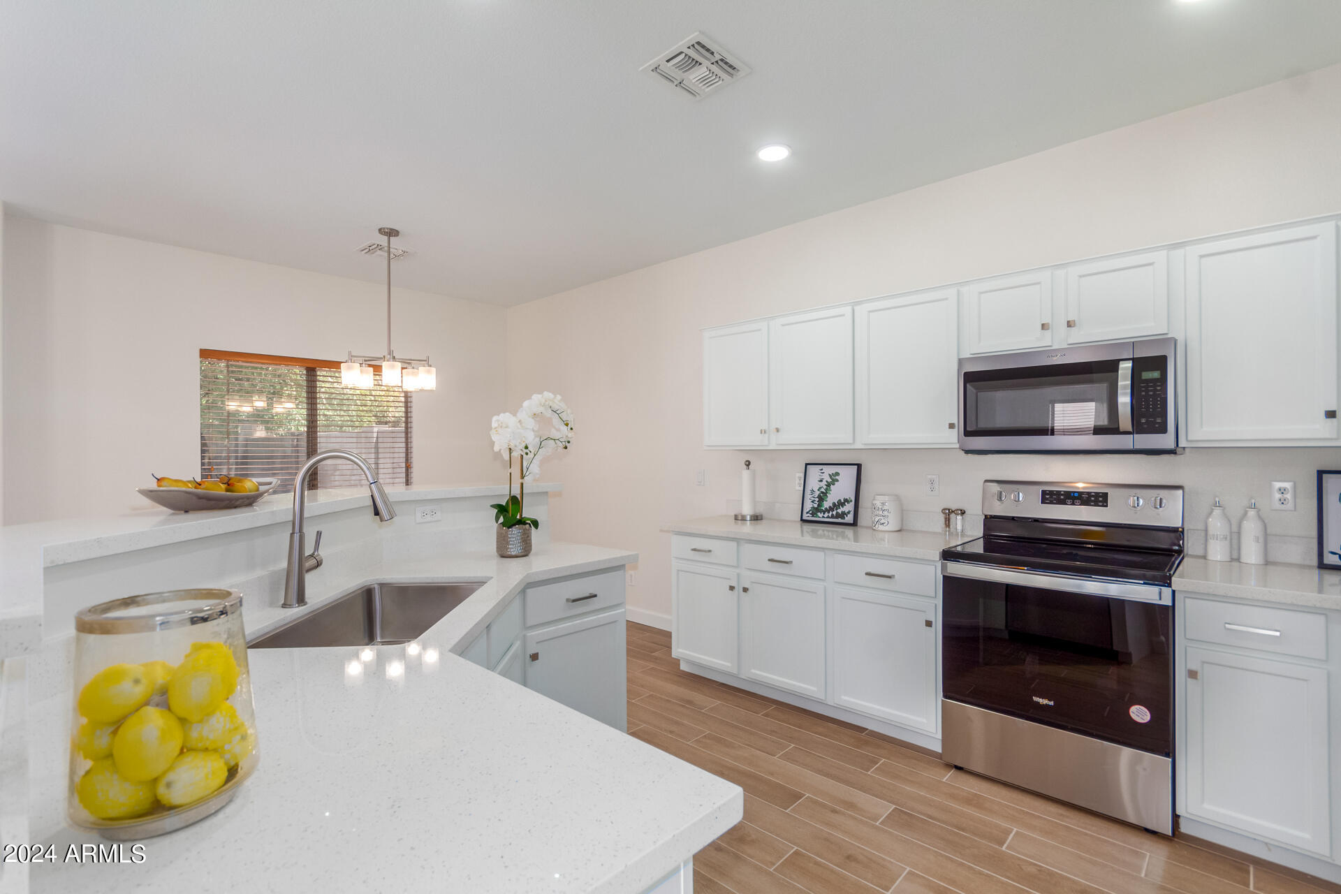 919 South Racine Lane Gilbert, AZ 85296 - Photo 13 of 34 17 - Racine
