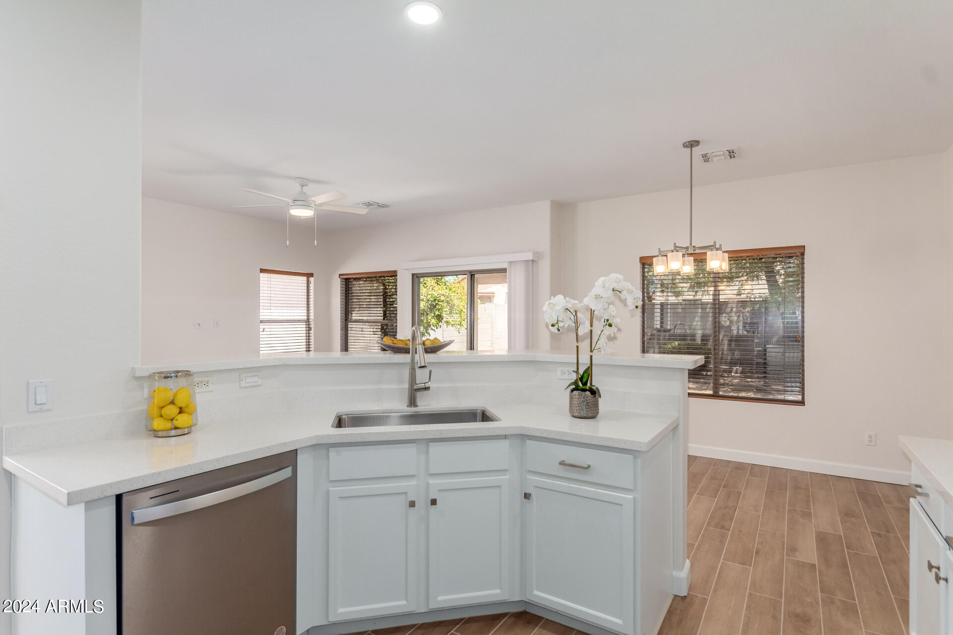 919 South Racine Lane Gilbert, AZ 85296 - Photo 16 of 34 20 - Racine