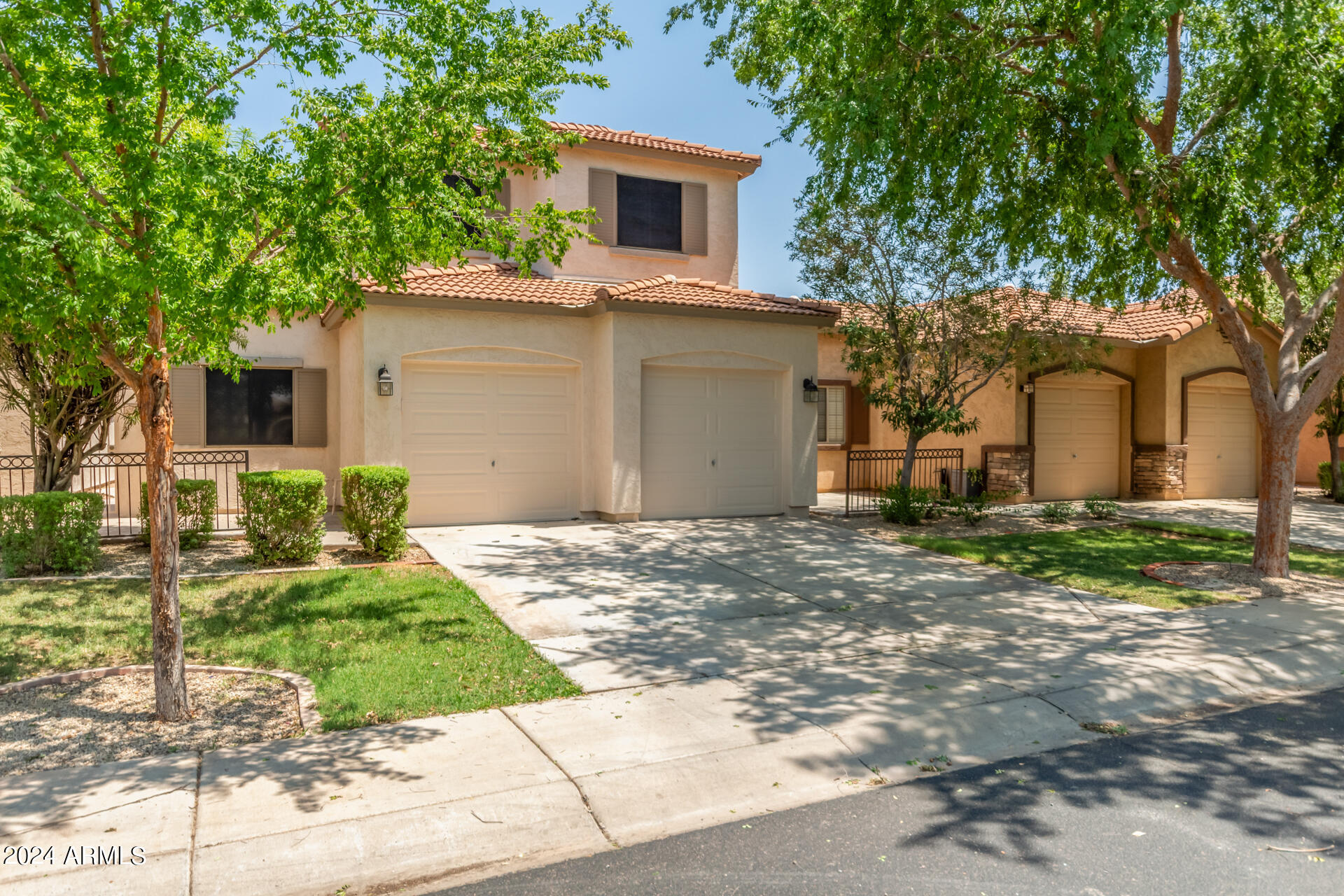 919 South Racine Lane Gilbert, AZ 85296 - Photo 3 of 34 05 - Racine