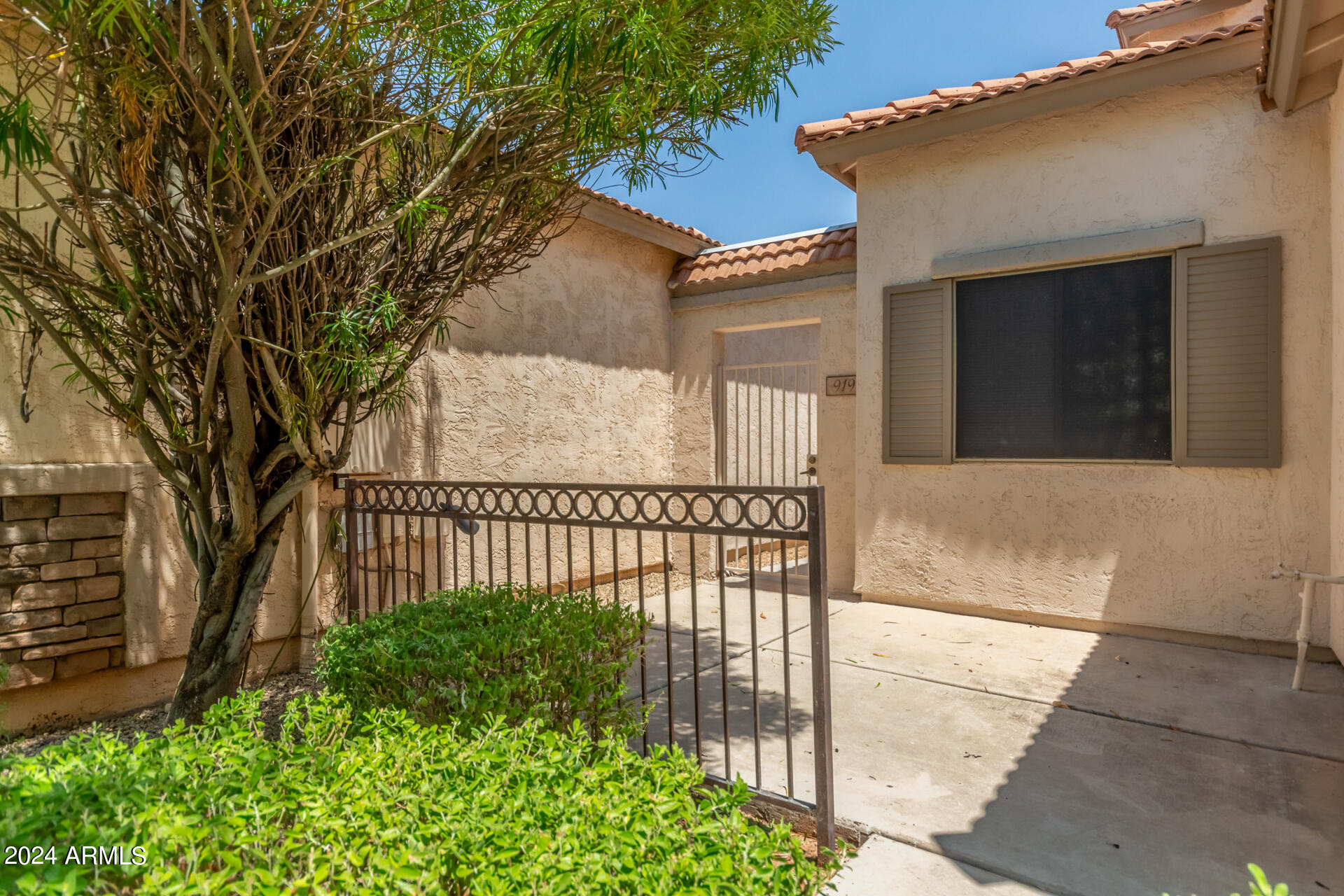 919 South Racine Lane Gilbert, AZ 85296 - Photo 5 of 34 07 - Racine