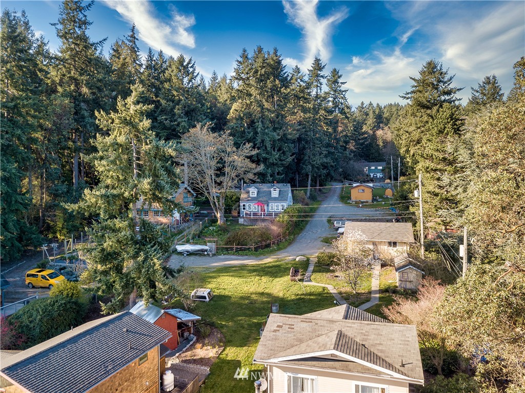 13909 Southwest Pohl Road Vashon, WA 98070 - Photo 20 of 24 a view of a swimming pool with a patio