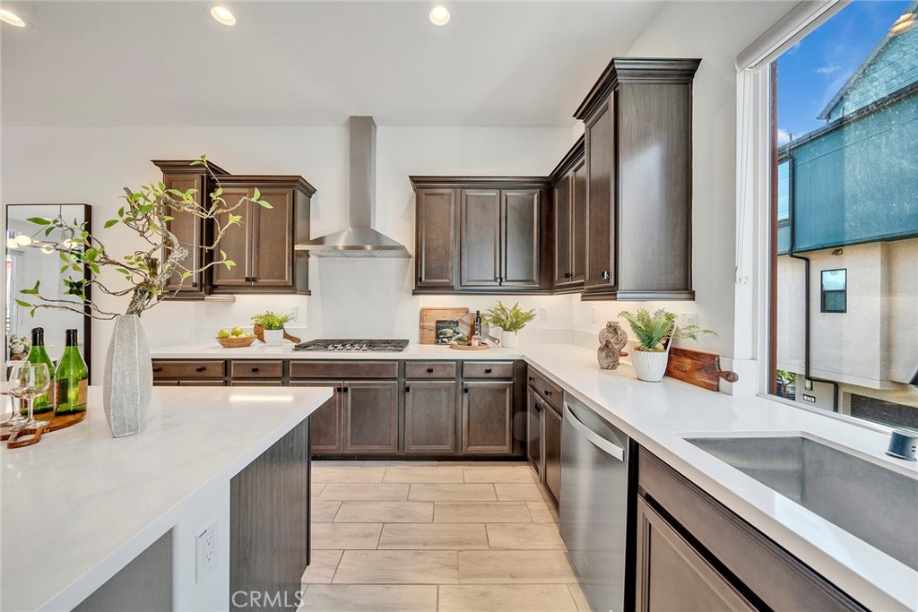 293 Merit Irvine, CA 92618 - Photo 16 of 50
