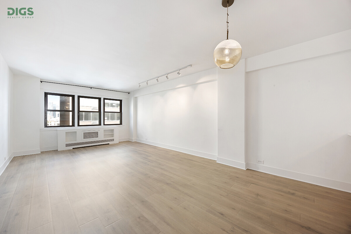 411 East 57th Street, Unit 16D Manhattan, NY 10022 - Photo 8 of 12