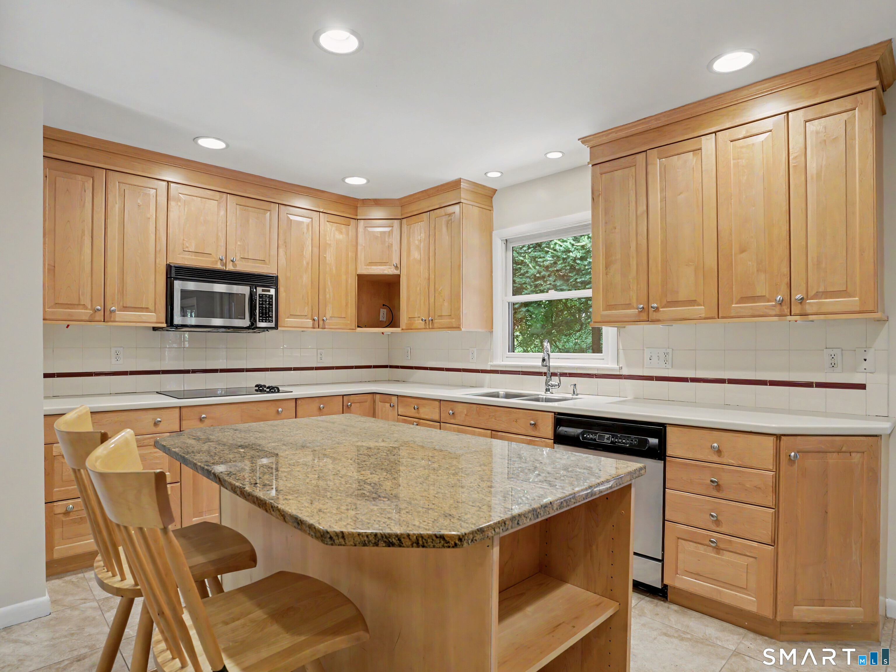 22 Brandywine Road Stamford, CT 06905 - Photo 12 of 36 Gallery Image 12