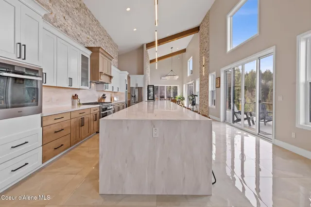 $2,350,000 | 551 Patriots Dr Street, St. Maries, ID 83861