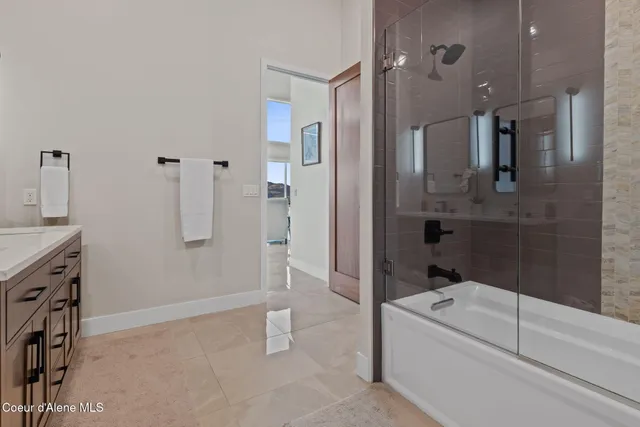 $2,350,000 | 551 Patriots Dr Street, St. Maries, ID 83861